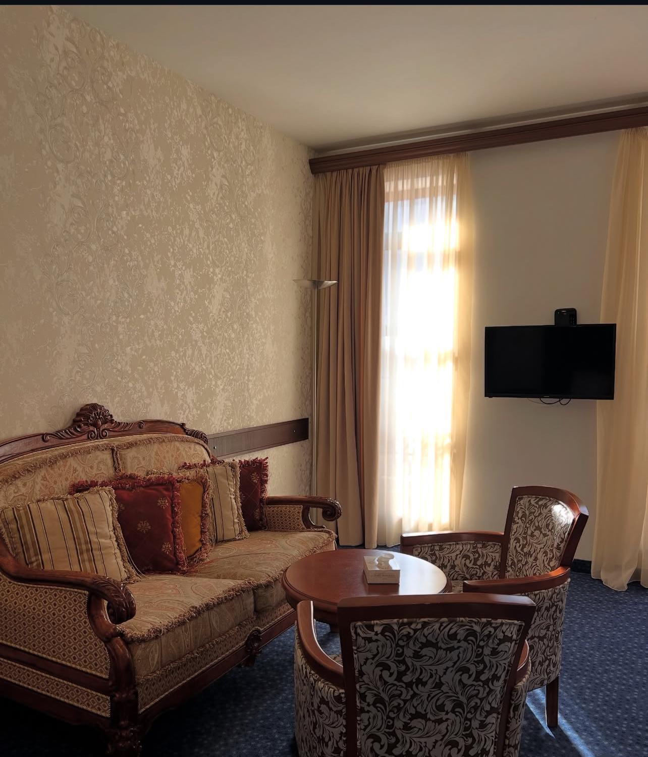 Faria Boutique Hotel ซากาดซอร์ ภายนอก รูปภาพ