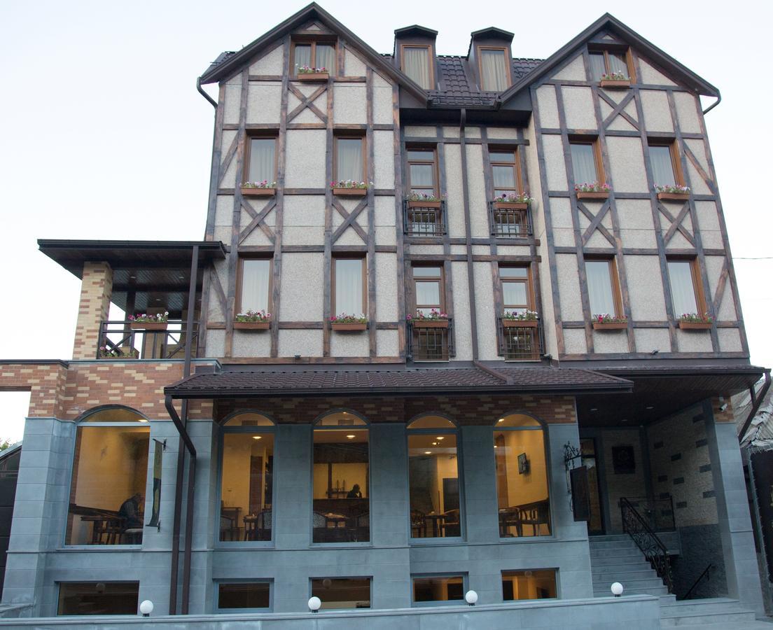 Faria Boutique Hotel ซากาดซอร์ ภายนอก รูปภาพ