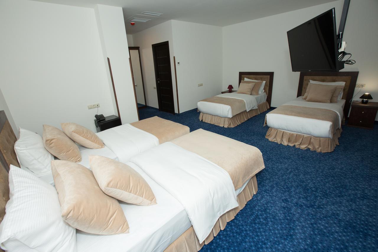 Faria Boutique Hotel ซากาดซอร์ ภายนอก รูปภาพ