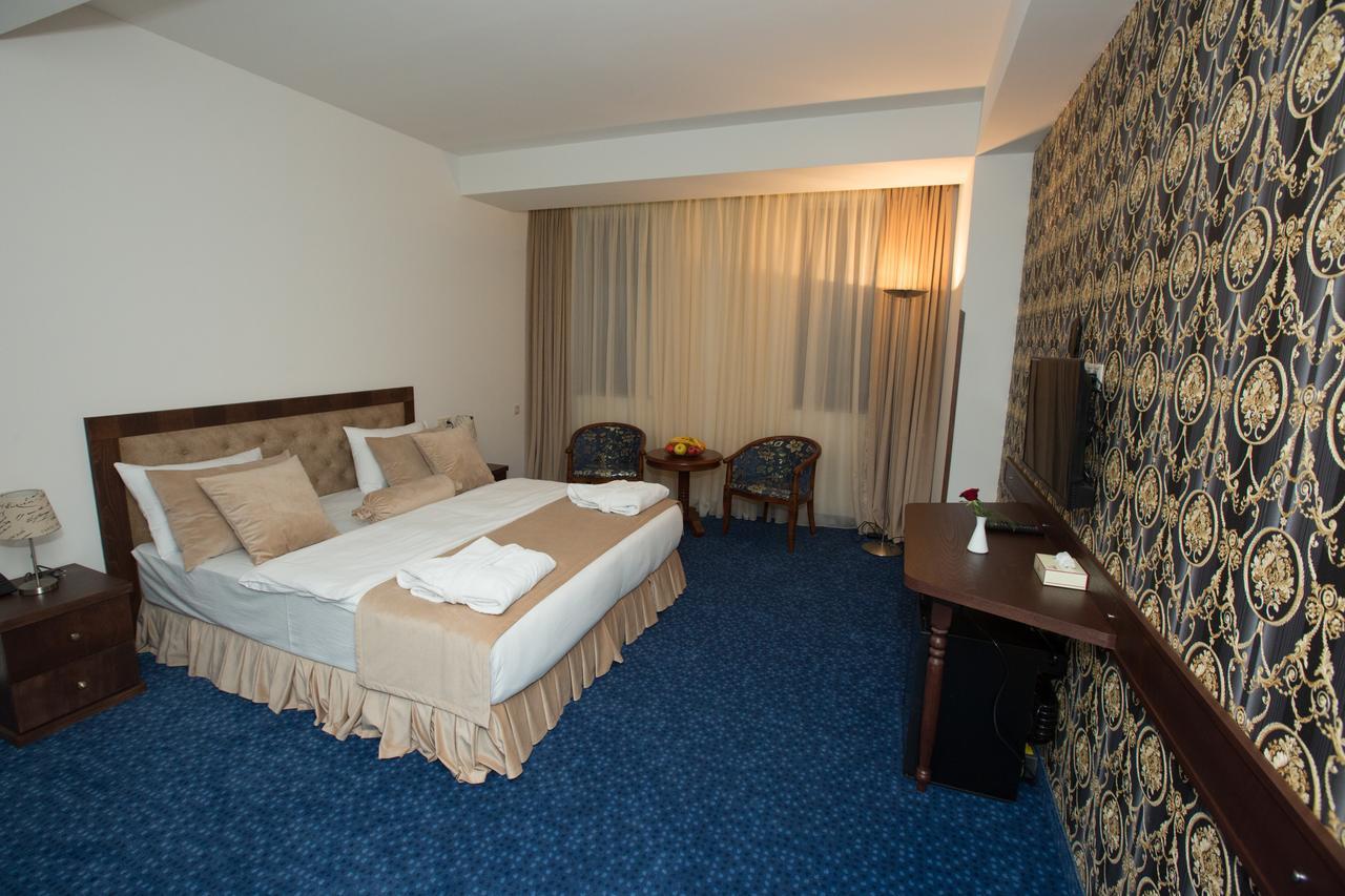 Faria Boutique Hotel ซากาดซอร์ ภายนอก รูปภาพ